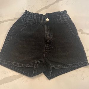 Urban Outfitters BDG pull-on-mom shorts with zipper and button